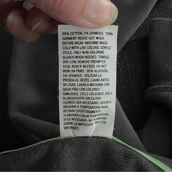 All in Motion Boys Gray Crewneck Sweater with Bold Green Design Size 14 EUC - Picture 5 of 5